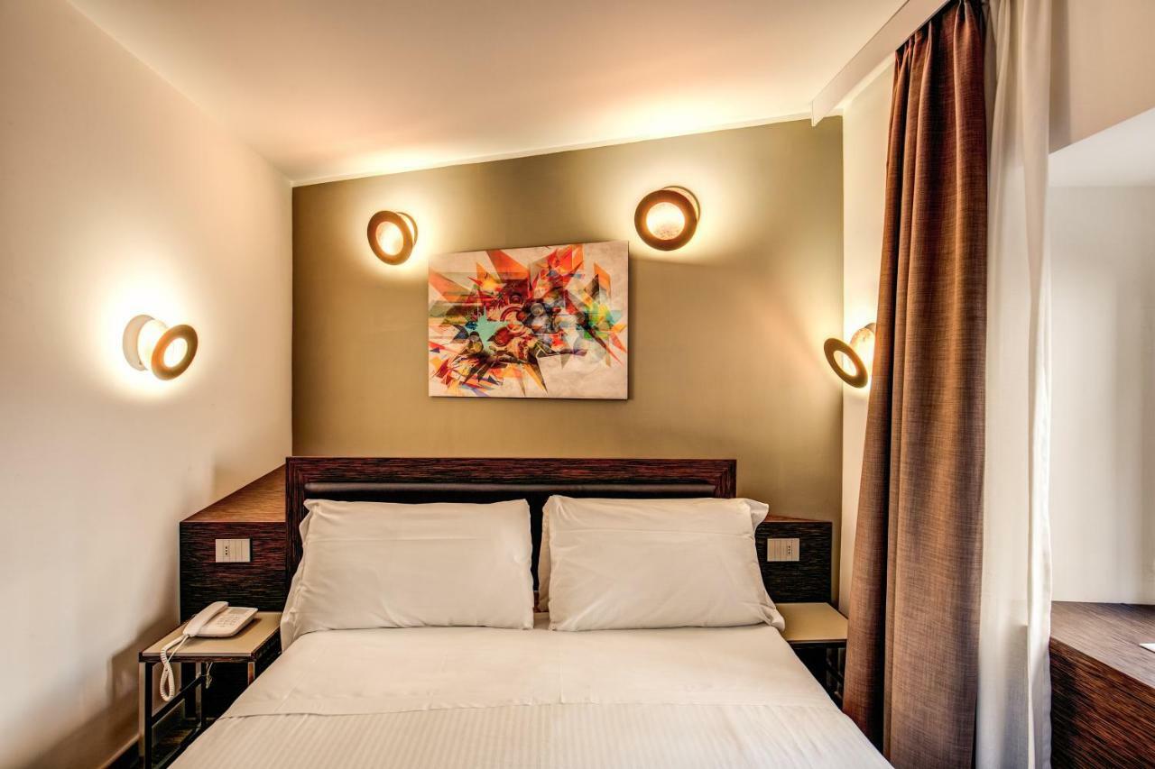 Al Manthia Hotel - Gruppo Trevi Hotels Řím Exteriér fotografie